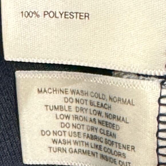 CUTTER & BUCK POLO SHIRT. NAVY BLUE. - Picture 3 of 4